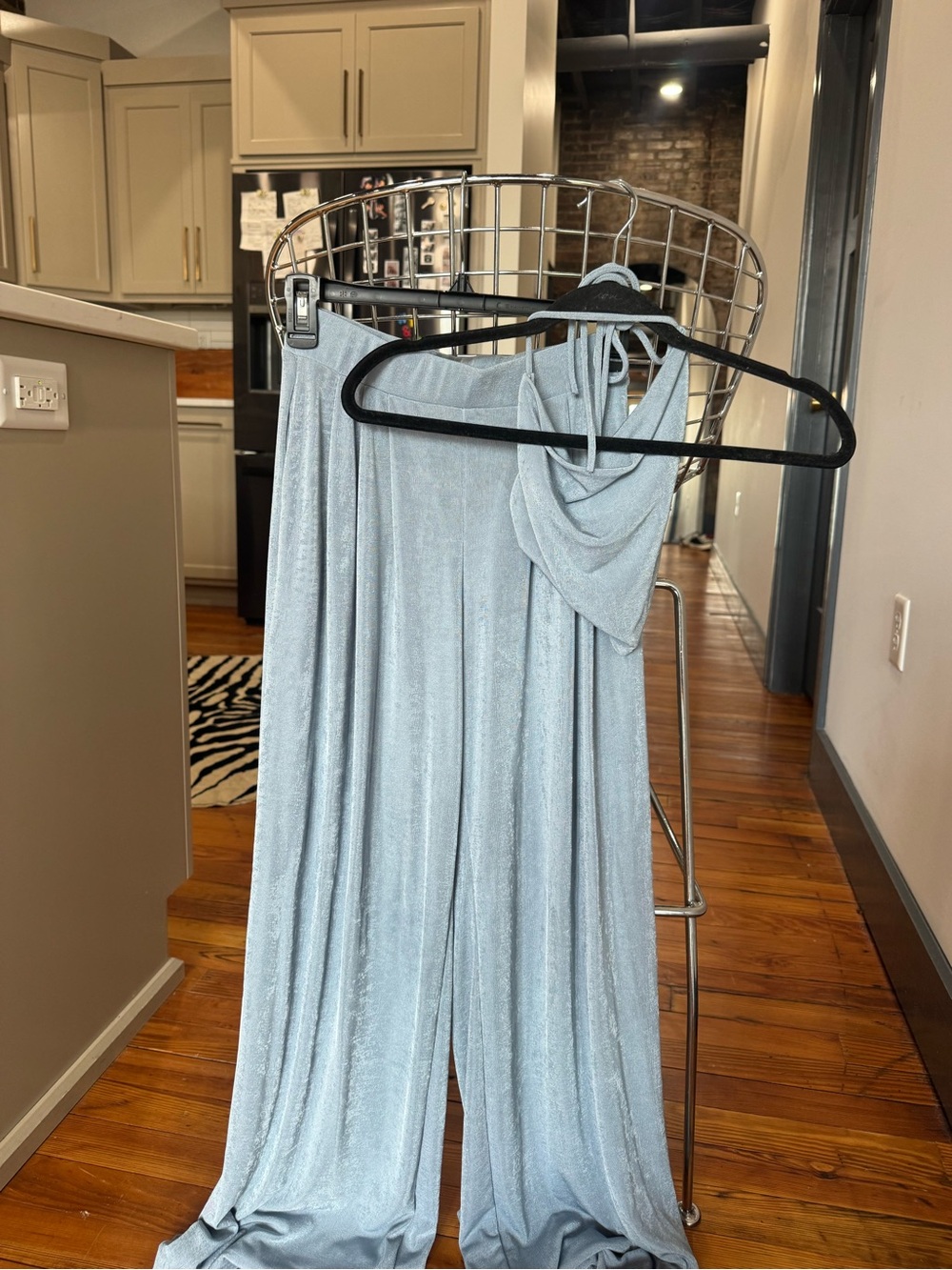 Chic Matching CO-ORD Light Blue Wide-Leg Set - Picture 4 of 16